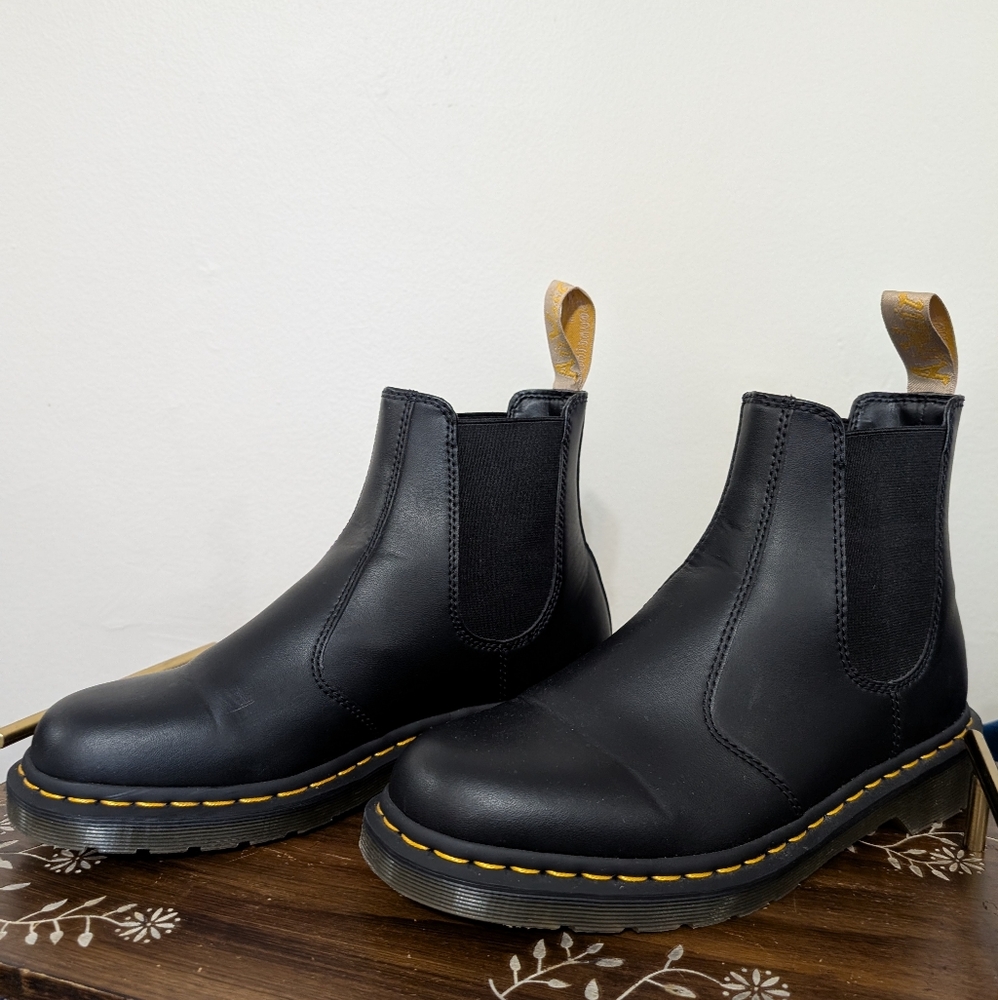 Dr. Martens 9W Black Vegan Chelsea Boot